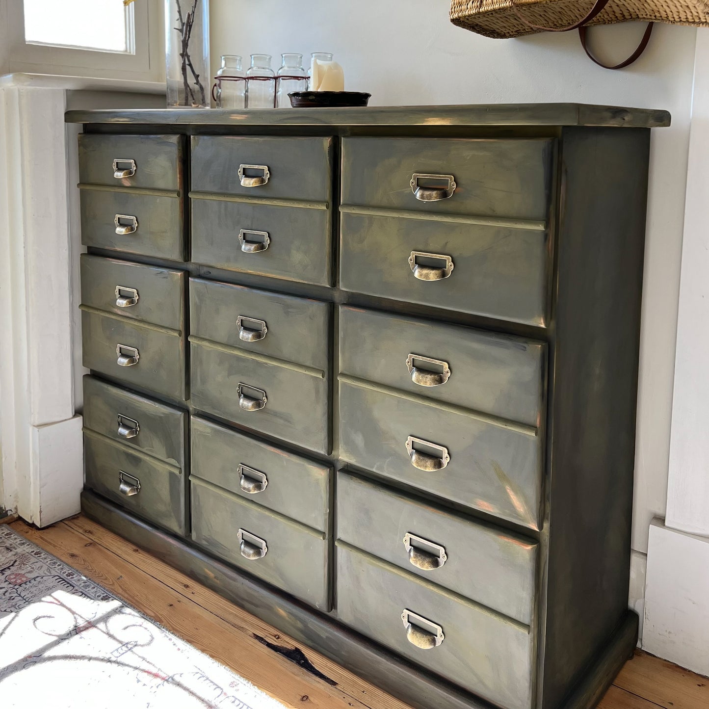 Chalk Effects Furniture Paint - Baggy Green